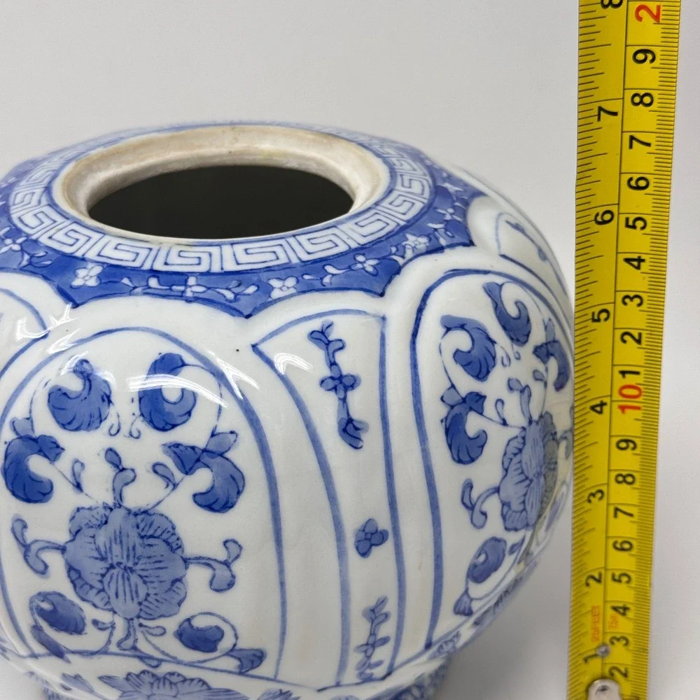 Blue & White Chinoiserie Porcelain Ginger Jar Floral Motif